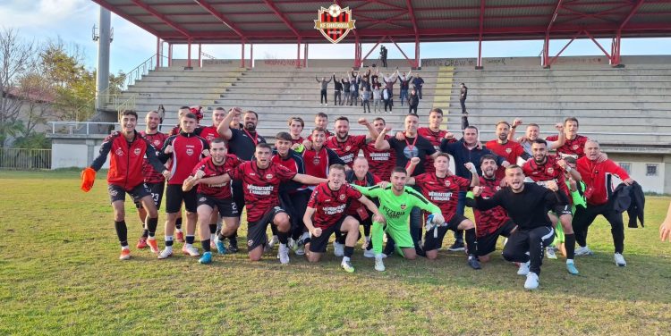 Thirrje antishqiptare në Maqedoninë e Veriut, klubi i Shkëndijës së Haraçinës: Skena skandaloze, të merren masa