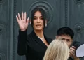 Kim Kardashian përdor ChatGPT për studime, por e fajëson për dështimet në testet ligjore