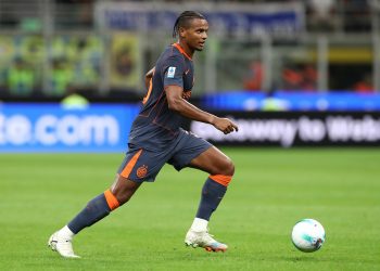 “Jam në formë, kam mentalitetin e duhur”, Akanji: Interi do luftojë për trofe, e ardhmja…