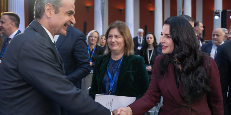 Belinda Balluku në Athinë, takohet me Mitsotakis
