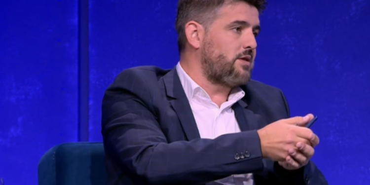 14 vite “non grata” nga Greqia, Marin Mema: Më trajtuan si terrorist!