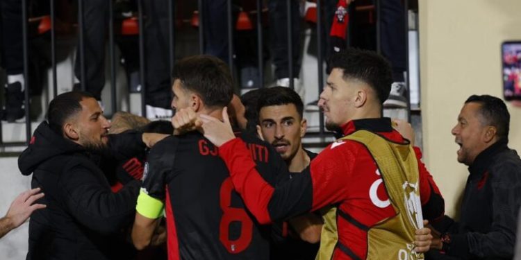 Triumfi ndaj Polonisë, Shqipëria i ka “heronjtë”. Llogaritë e kuqezinjve për transfertë