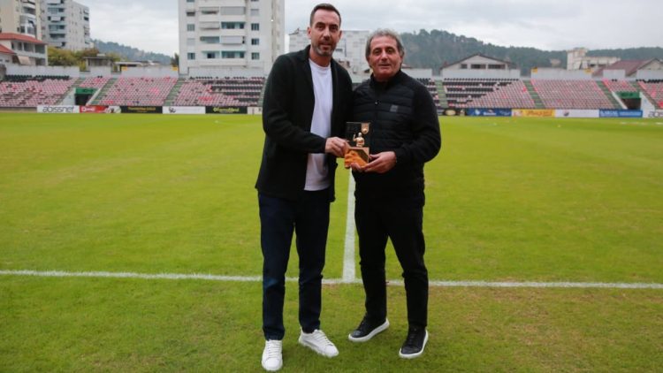 Abissnet Superiore/ Ilir Daja shpallet trajneri më i mirë i muajit tetor