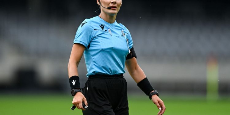 Europiani U-21 2027 / Emanuela Rusta & trupa shqiptare e arbitrave gjykojnë ndeshjen Spanjë – San Marino