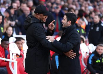 Arsenal vijon sezonin perfekt, por Arteta nuk flet për favoritë, Kompany: Champions nuk vendoset tani