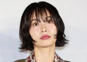 Hyrje e frikshme në banesë, ylli i K-pop-it kap hajdutin në flagrancë