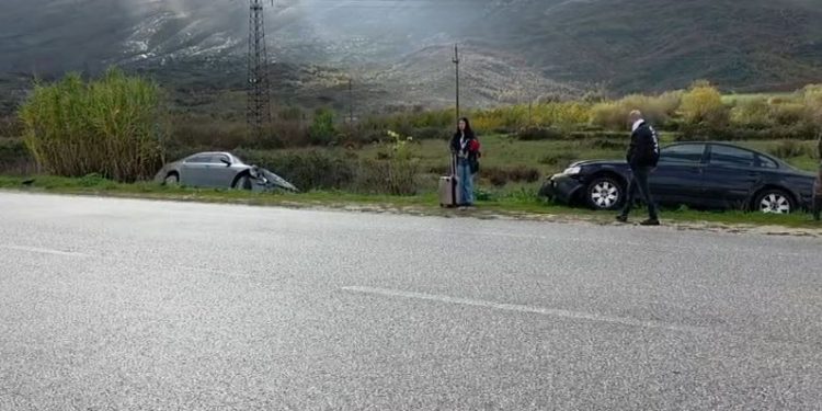 Aksident në rrugën Tepelenë-Gjirokastër