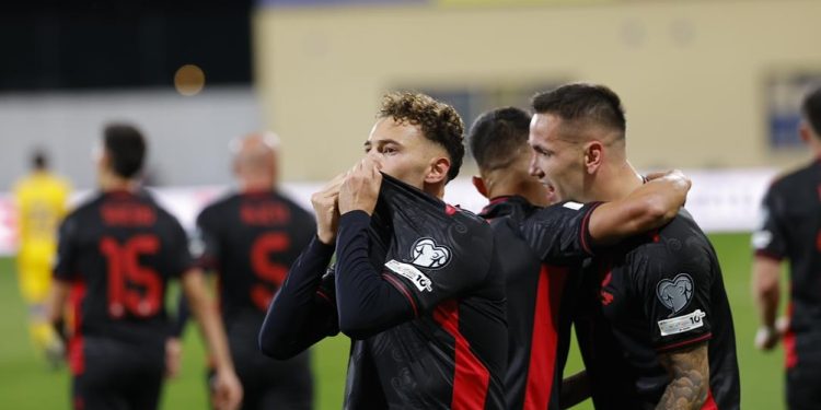 Shqipëria në “play-off”, kuqezinjtë me “laps e letër”, njihuni me rivalët e mundshëm