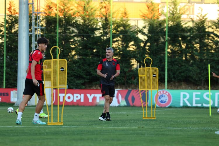 Kombëtarja U-21 / Trajneri Bushi: Moldavia, një kundërshtar i fortë në shtëpi. Kemi punuar shumë për t’u përgatitur sa më mirë