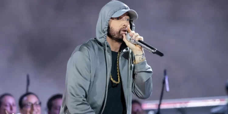 Pse Eminem paditi markën australiane të plazhit ‘Swim Shady’?