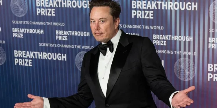 Çfarë bën Elon Musk me të gjitha paratë e tij?