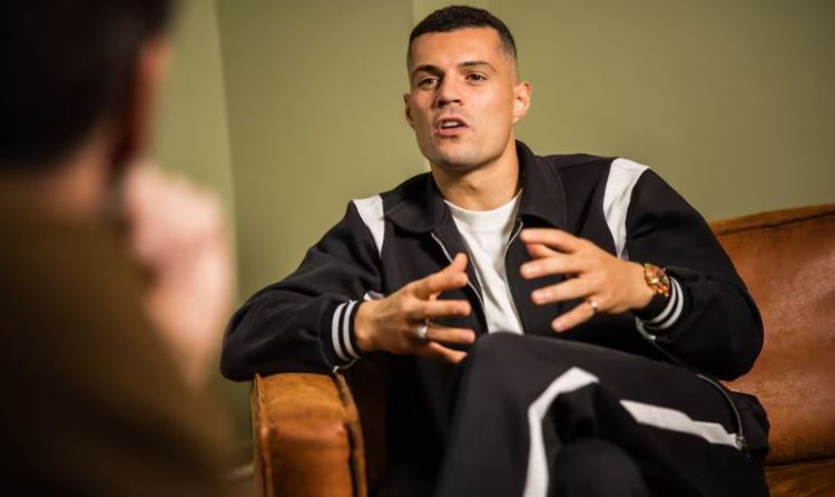 “Bënë zgjedhjen e tyre, por Avdullahu dhe Hajdari janë lojtarë që nuk të doje t’i humbje”, Xhaka: Një finale ndaj Kosovës? Iu them se…