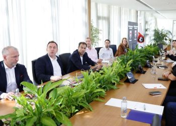 FSHF në bashkëpunim me UEFA-n harton planin strategjik për të ardhmen e futbollit shqiptar