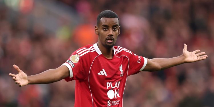 “Zhduket” Isak, blerja e bujshme e Liverpool nuk është ende gati, e konfirmon Slot