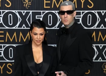 Travis Barker për djalin e tij me Kourtney Kardashian: Ti e bën çdo ditë më të ndritshme