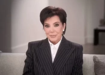 Pamje befasuese në 70-vjetorin e Kris Jenner: Çfarë e bën kaq rinore?