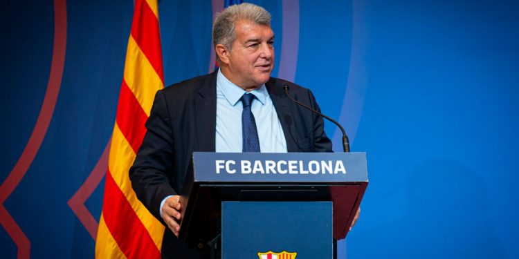 Inagurimi i stadiumit, Laporta hedh idenë: Do të ishte bukur nëse do ishte edhe Messi