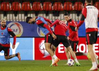 Sylvinho “sakrifikon” dy lojtarë, zbulohen kush përfundon në tribunë ndaj Andorrës