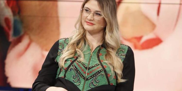 Kërkoi divorcin nga bashkëshorti, Neda Balluku flet sot për vendimin që mori