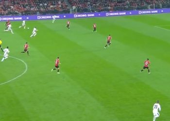 LIVE Shqipëri-Angli/ Hysaj “flirton” me golin, kuqezinjtë të rrezikshëm ndaj Anglisë (VIDEO)