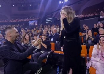 Video/ Ndodh propozimi për martesë në ‘Kënga Magjike’: Të dua në jetë të jetëve
