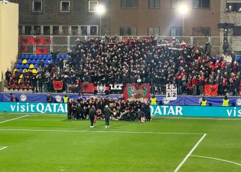 Ëndërr amerikane, Shqipëria “thyen” Andorrën, sheh nga Botërori