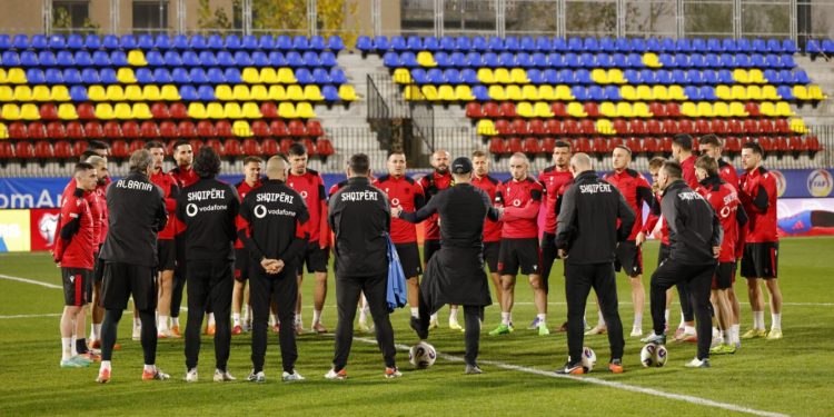 Me mision 3 pikët, Sylvinho me “artilerinë e rendë” ndaj Andorrës, dilema në mesfushë dhe sulm