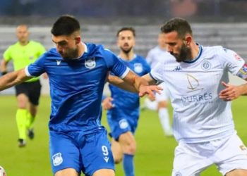 Ndeshja Dinamo-Teuta si “mallkim”, shtyhet 3 herë në dy fazat e para