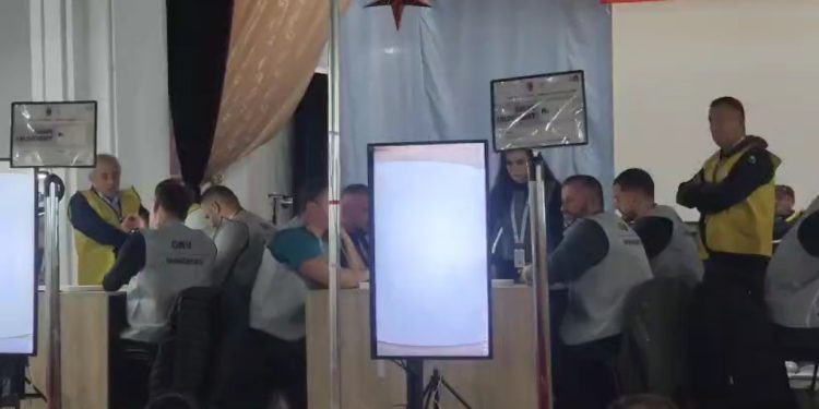 Nis numërimi i votave në Tepelenë