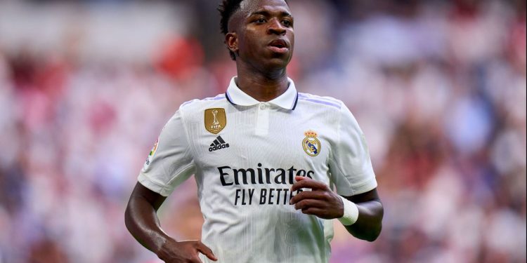 Vinicius “shpall luftë”, s’ka rinovim me Real Madrid, krisje totale me Alonson