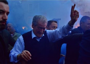 PD sot në protestë kombëtare përpara Kryeministrisë