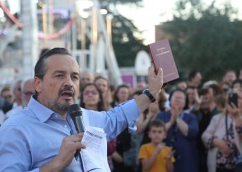 President, mos i ‘laj duart’!