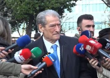 Berisha: Motoja e tyre, ‘vidh dhe ik’. Parlament nuk ka dhe nuk mund të ketë