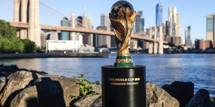 Botërori më i shtrenjtë në histori, anglezët denoncojnë çmimin e biletave