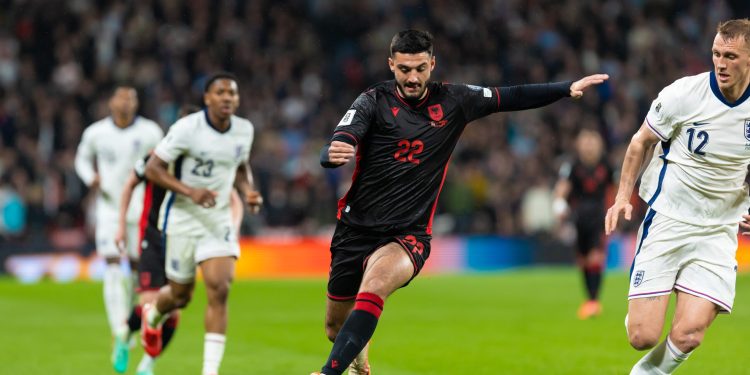 Broja rikthehet te goli, shkëlqejnë legjionarët