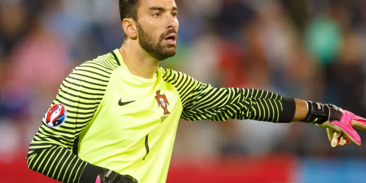 Portieri i njohur thotë mjaft, lë futbollin e luajtur