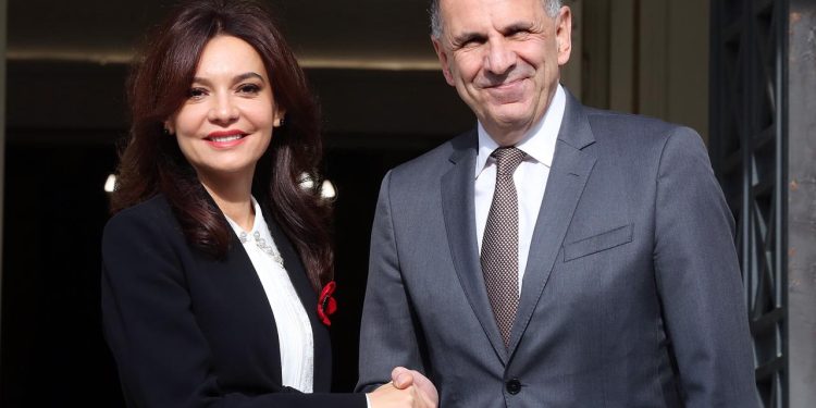 Nga ligji i luftës te kufiri detar, Spiropali pritet në Athinë nga homologu grek