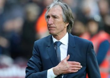 Futbolli anglez në zi! Ndërron jetë legjenda e West Ham