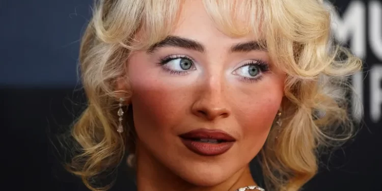 Sabrina Carpenter dënon përdorimin e këngës së saj nga administrata Trump: E neveritshme dhe çnjerëzore!