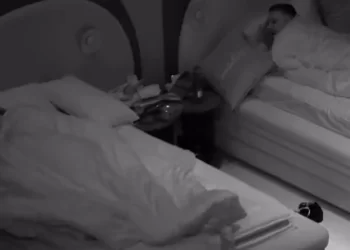 Labi-Elijonës: Po viktimizohesh se të ka vdekur nëna, të ishe e mirë s’do ishe larguar nga familja