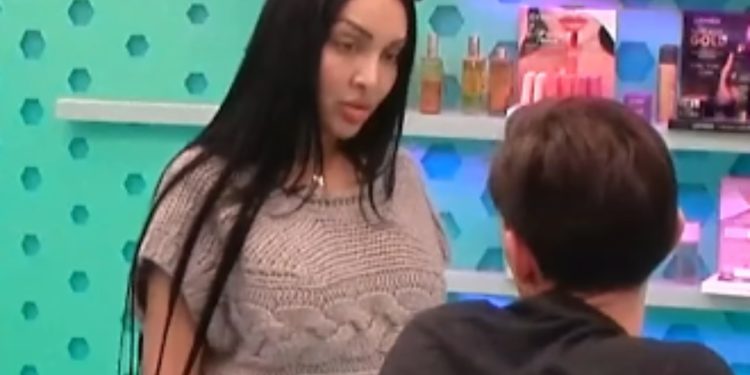 Përplasje mes Juxhinit dhe Armelës: Nuk je bodybuilder, s’ti ula pantallonat