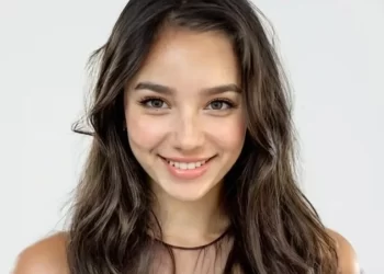 Aktorja artificiale Tilly Norwood trazon botën e filmit! Çfarë frike kanë prej saj?