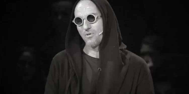 Robert Aliaj rrëfen fëmijërinë dhe natyrën rebele: Haja dajak pafund