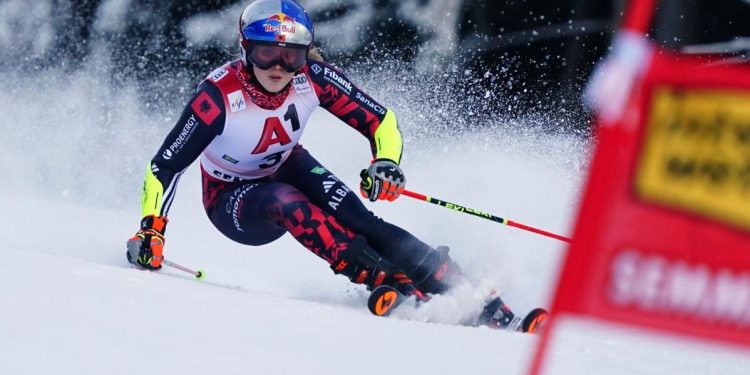 Botërori i skive në Austri/ Tjetër paraqitje pozitive e Lara Coulturi-t, por skiatorja shqiptare nuk e përfundon dot garën