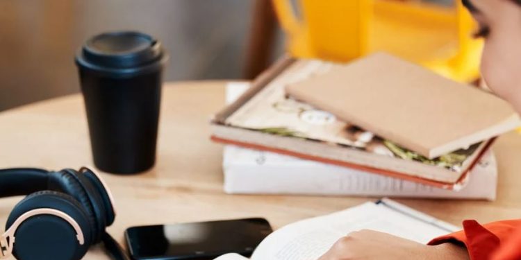 Holandezët kryesojnë në listën e njohurive për gjuhën angleze nga vendet e BE-së, ja kush i pason