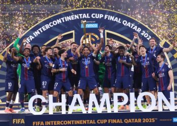 PSG “pushton” Botën, fiton edhe trofeun Interkontinental, Luis Enrique: Gjashtë trofe nuk janë keq (VIDEO)