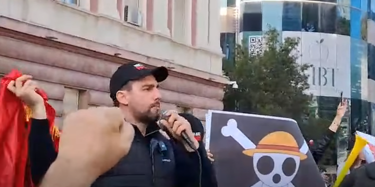 Adritatik Lapaj: Koha që brezi i ri të bashkohet