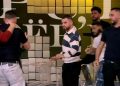 Ç’ndodhi? Plas grushti mes djemve në emisionin ‘Përputhen’