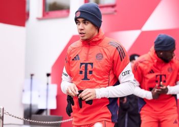 Festë në shtëpinë e Bayern, Jamal Musiala rikthehet në stërvitje (VIDEO)