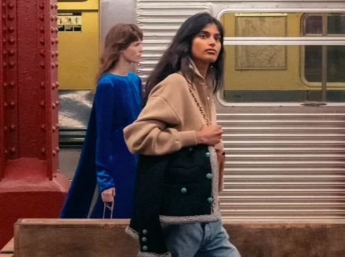 Kush është modelja që hapi sfilatën e Chanel? Reagimi i prindërve të saj